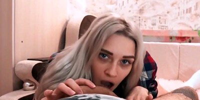 Amateur deep throats and anal fucks
