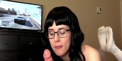 He gets Blowjob while playing GTA 5