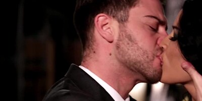 Guy enjoys hot bunny fuck with cute chick in the depot