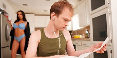 Big-boobed chick Sofi Ryan gets screwed from behind on the cam