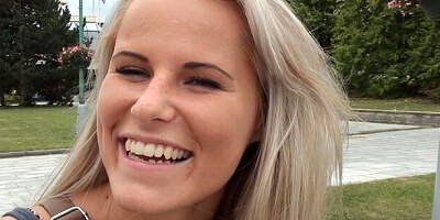 Golden hottie jumps on a pretty massive penis in the cowgirl pose