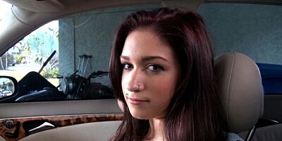 Aesthetic redhead Naiomi Mae sucks a driver's massive penis