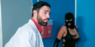 Big-ass hottie Phoenix Marie dominated by two big dicks