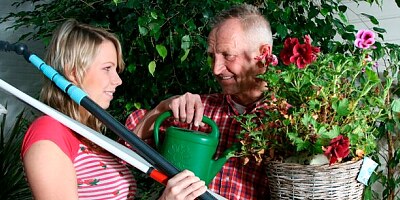 Cute chick Alica gets nicely impaled by a long old penis