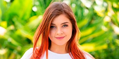 Beautiful redhead in stockings Renata Fox likes anal sex