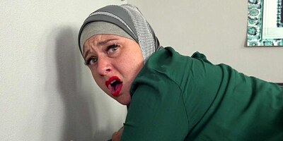 Astonishing Muslim hottie Monika S screwed for money on the sofa