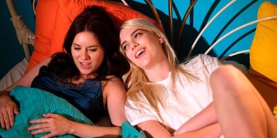 Astonishing chicks Kenna James and Shyla Jennings are enjoying lesbian sex