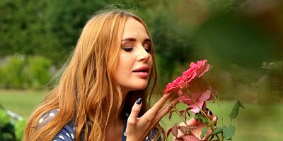 Fake-boobed angel Kaisa Nord jumps on a huge penis with pleasure