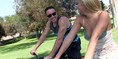 Cute chick abundantly squirts during hot sex with buddy