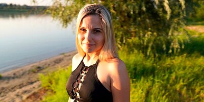 Aesthetic outdoor POV sex on the grass with a teen Letty Black