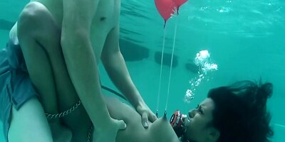 Drea Morgan Frogtied Underwater