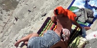 Two Nude Beach Couples Handjobs Voyeur Serie 23