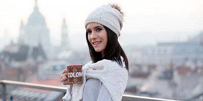 Fit doll in a short dress Nikki Fox gives a passionate blowjob