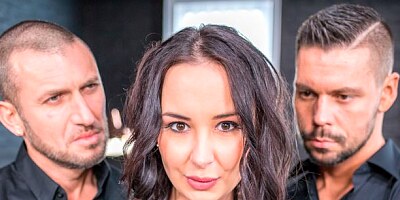 Godlike teen Freya Dee likes brutal double penetration so much