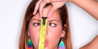 Cock-sucking busty girl Keisha Grey is blowing five dicks with love