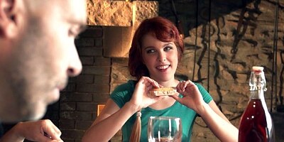 Redhead babe Amarna Miller is having fun with her sweat hole