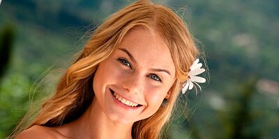 Hot soloing teen Nancy Ace opens her little pink pussy