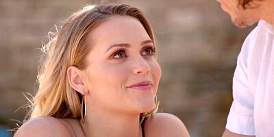 Sweet anal in the doggy style pose with a sensual angel Mia Malkova