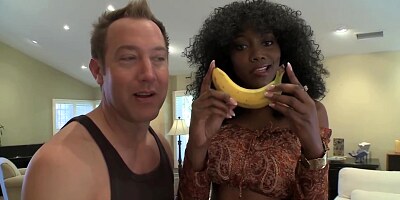 Nyomi Banxxx - Hustler - 10.2017 - Monsters Of Meat Adult