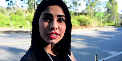 YOUNG HOT COLOMBIAN