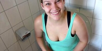 6 ganz PRIVATE Pissvideos von mir!