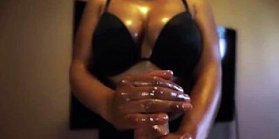 Home Massage Quickly Turns Into Oily Hand job (EDGING, CUMSHOT)