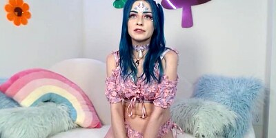 Awesome blue-haired model Jewelz Blu sucks her lovely sex toy
