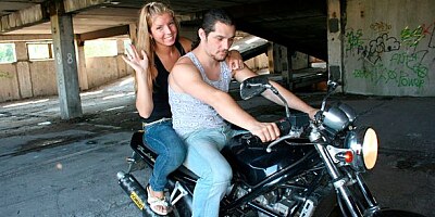 Excellent hottie Roxana is getting her crack fucked in the public place