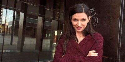 Slim brunette teen Arian Joy likes outdoor sex so freaking much