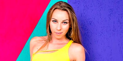 Stunning athletic girlfriend Angel Emily loves intensive anal sex