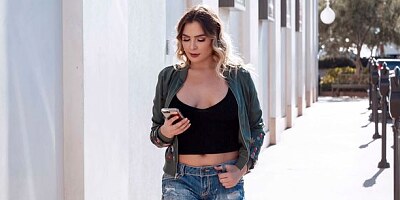 Blair Lusty chick Williams jumps on big dick like a pro