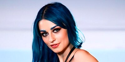 Lusty busty doll Jewelz Blu is having sex with her new tinder friend