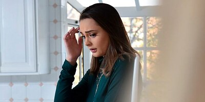 Gorgeous chicks Alix Lynx and Aften Opal are having sex with two men