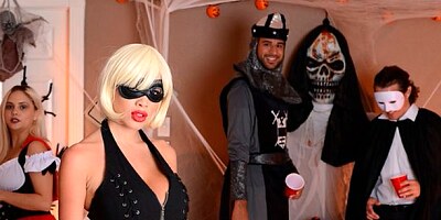 Short-haired busty goddess Victoria June likes dick riding