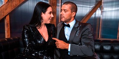 Spicy sex doll with big boobs Angela White likes double penetration