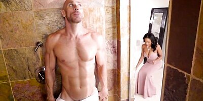 Impressive busty ebony Anya Ivy gives a passionate blowjob