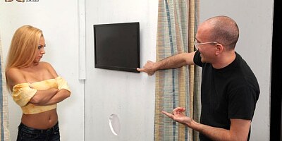 Cheating big-tit blondie Honey Blossom is sucking in the gloryhole