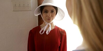 Seduced Red Riding Hood Jane Wilde opens her wet vagina