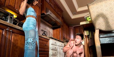 Pretty sweet athletic ebony Kira Noir bangs with a lucky white man