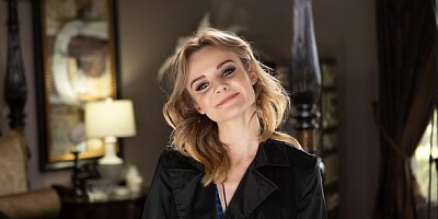 Good-looking natural teen Addee Kate hard fucked by a fat dick