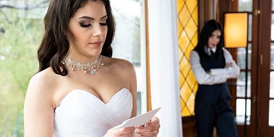 Ultimate lesbian sex with Valentina Nappi and Joanna Angel