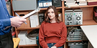 Impressive beauty Kenzi Ryans is sucking a big dick in the office