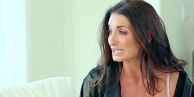 Hot Babe Alina Lope let her Stepmommy Silvia Saige eat