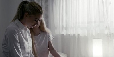 Slutty teens Kenzie Reeves and Anny Aurora nasty lesbia