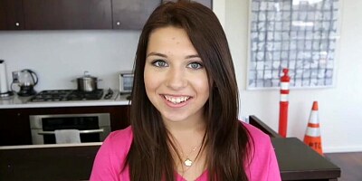 Topnotch ariana grand engulfs dangler