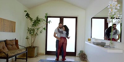 Lucky stud rips Amilia Onyx leggings exposing her pussy