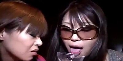 Kissing Asian Sluts-by PACKMANS