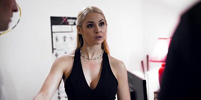 Horny milf Sarah Vandella grabs and sucks the studs you