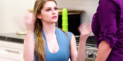 Bunny Colby grinding her clit over Dee Williams mouth