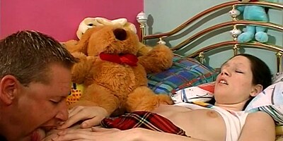 Appealing teen kerry gets licked and teased